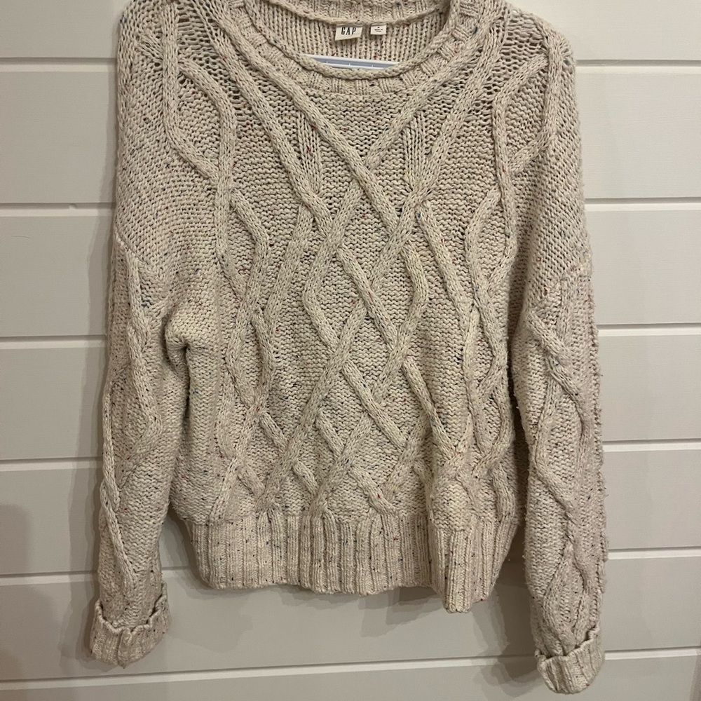 GAP Speckled Knit Sweater in Cream